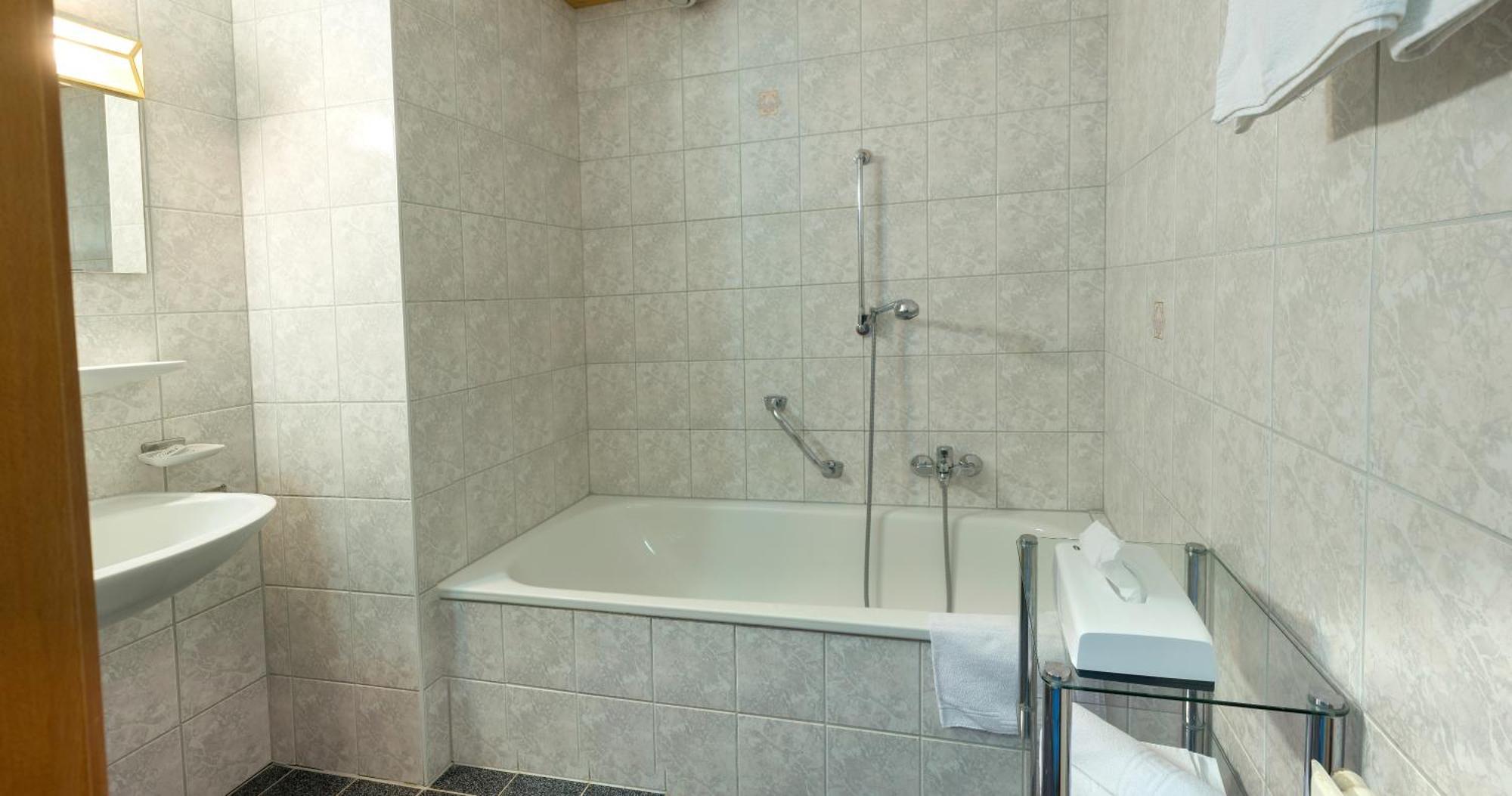 Hotel Simmerlwirt Niederau Pokoj fotografie